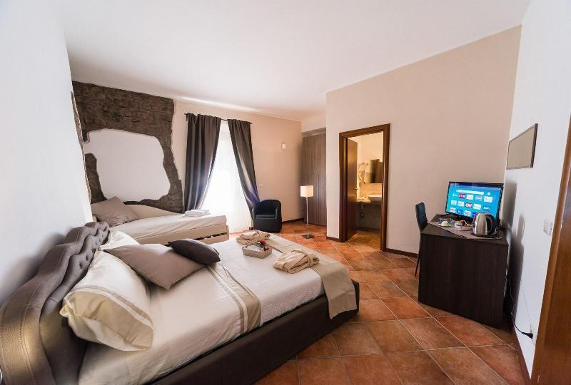 Le Undici Rose Hotel Viterbo Esterno foto