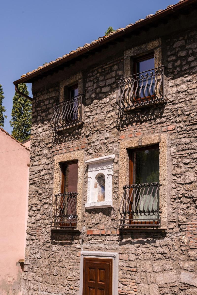 Le Undici Rose Hotel Viterbo Esterno foto